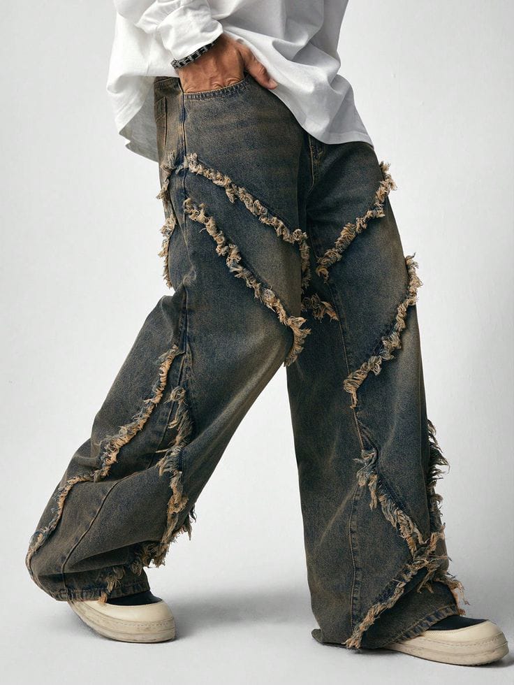 As the world wakes up, so should your denim style. Spring is the perfect time to balance the volume of your baggy jeans with lighter, more fitted tops and playful textures.