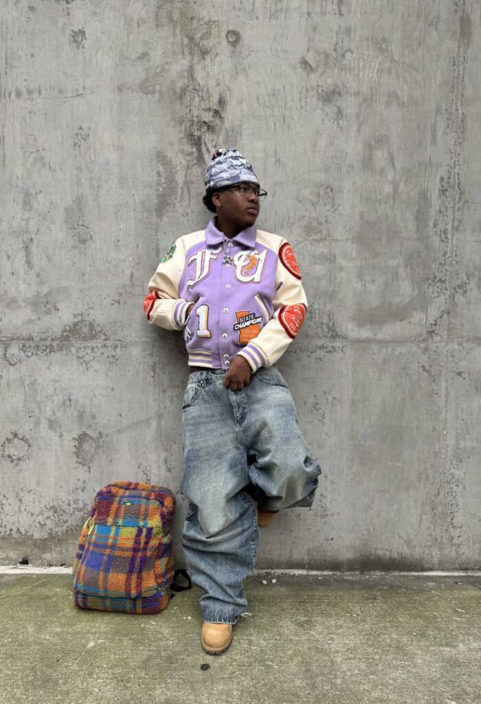 Accessorizing to Elevate Your Baggy Jeans Outfit